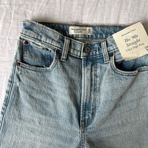 abercrombie 90’s straight leg